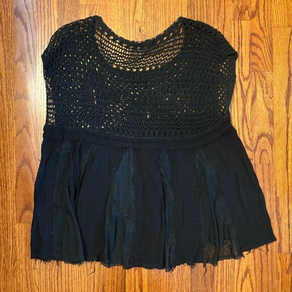 FREE PEOPLE Black Crochet Knit Top with Sheer Chiffon Hem – Size L - Picture 4 of 5